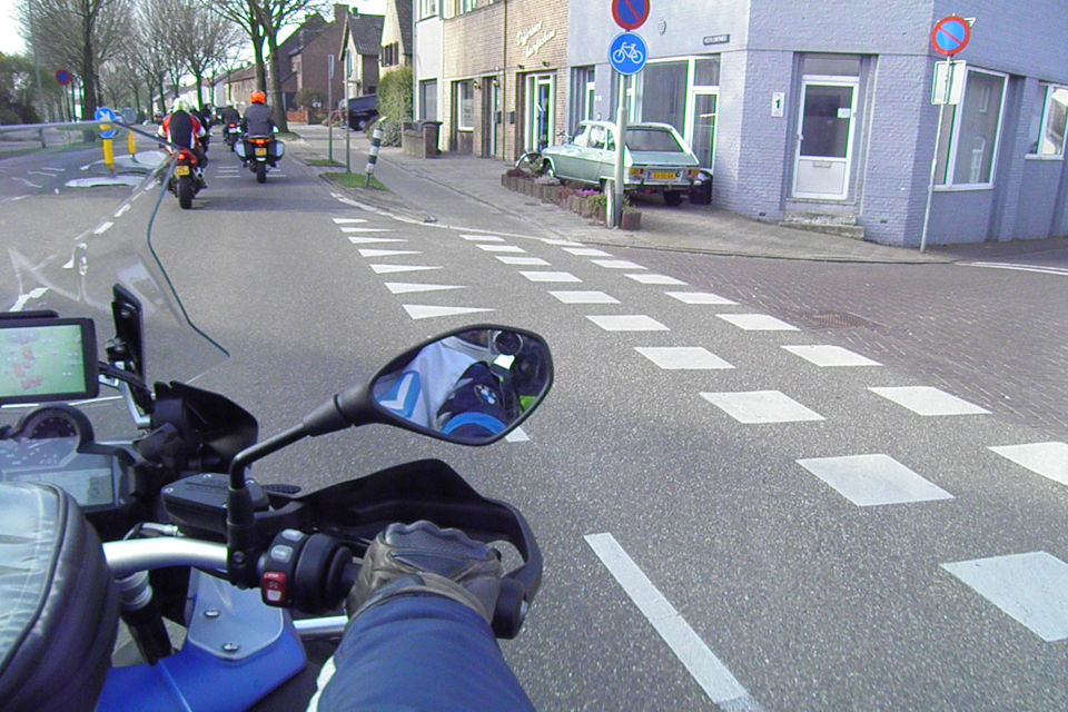 Motorrijbewijspoint Geldrop theorie cursus online